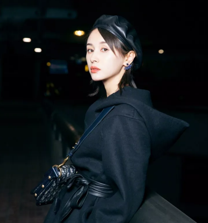 今年秋冬最chic！原來短發(fā)和帽子這么配??！