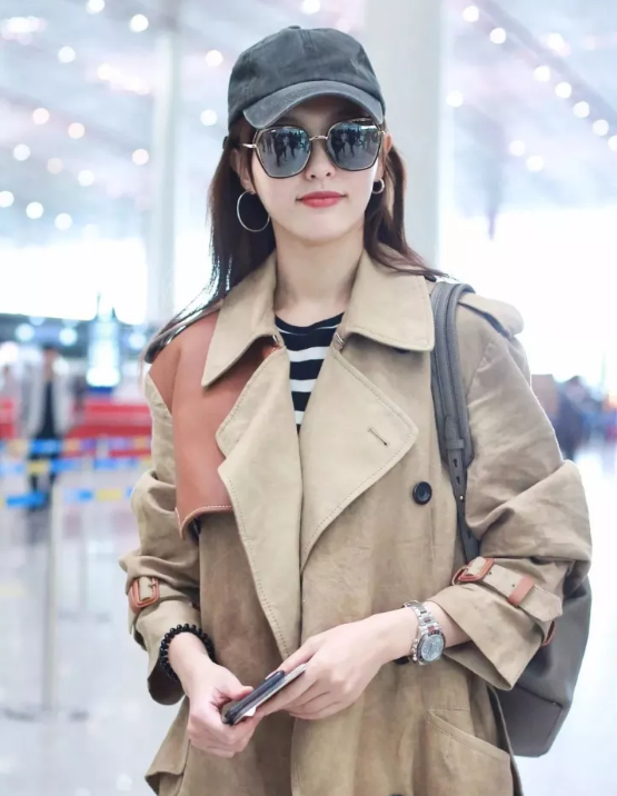 今年秋冬最chic！原來短發(fā)和帽子這么配?。? border=